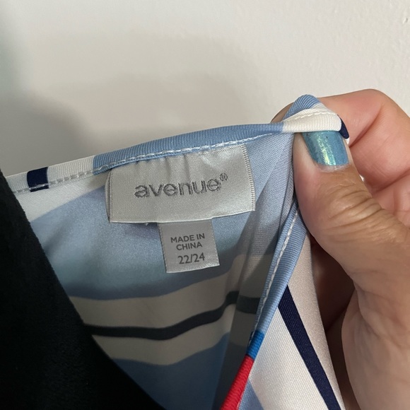 Beautiful maxi dress - Picture 2 of 4